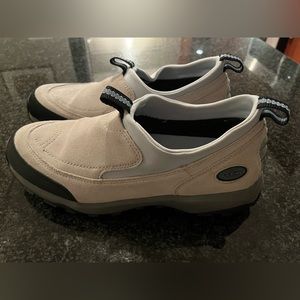 LL Bean Gray Suede Slip-On Shoes, Women’s Size 11M